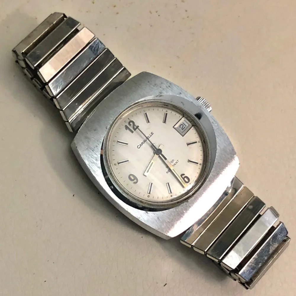 Caravelle MCM Vtg Men's Modernist Watch